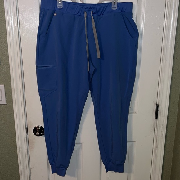 XXL scrubs - Picture 2 of 3
